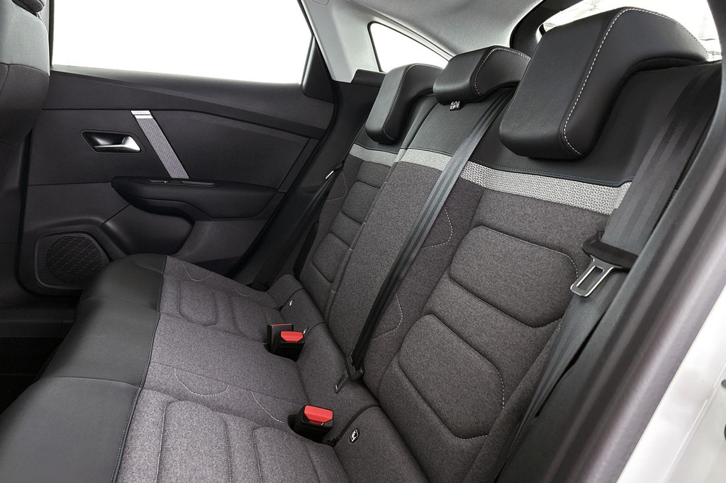 Citroën Ë-C4 (Z039LV) met abonnement