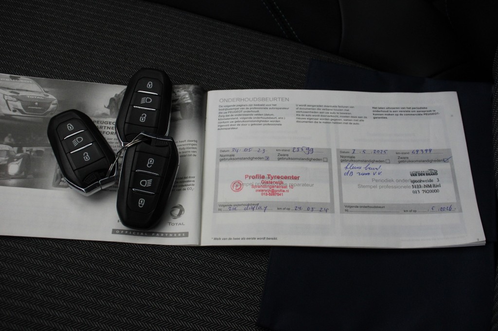 Peugeot 3008 (K167ZF) met abonnement