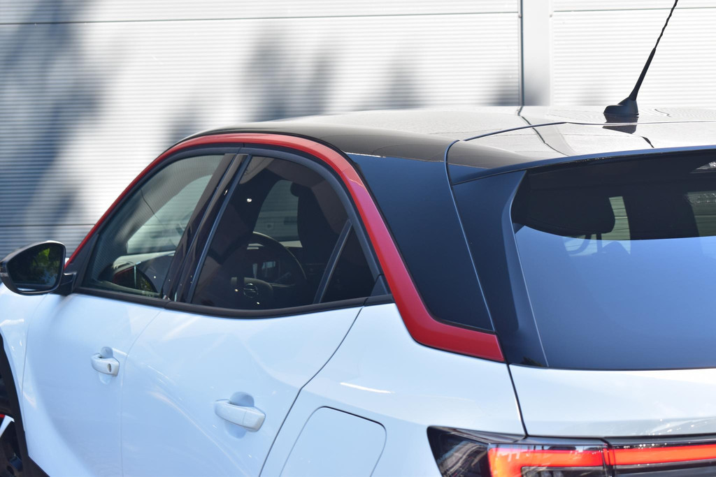 Opel Mokka-e (T543JK) met abonnement