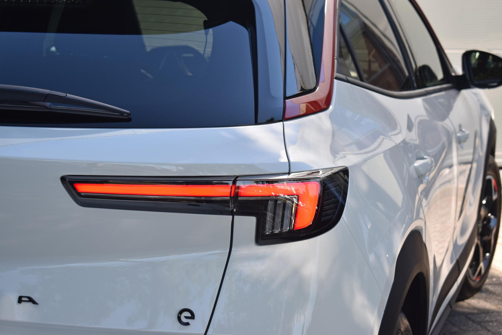 Opel Mokka-e (T543JK) met abonnement