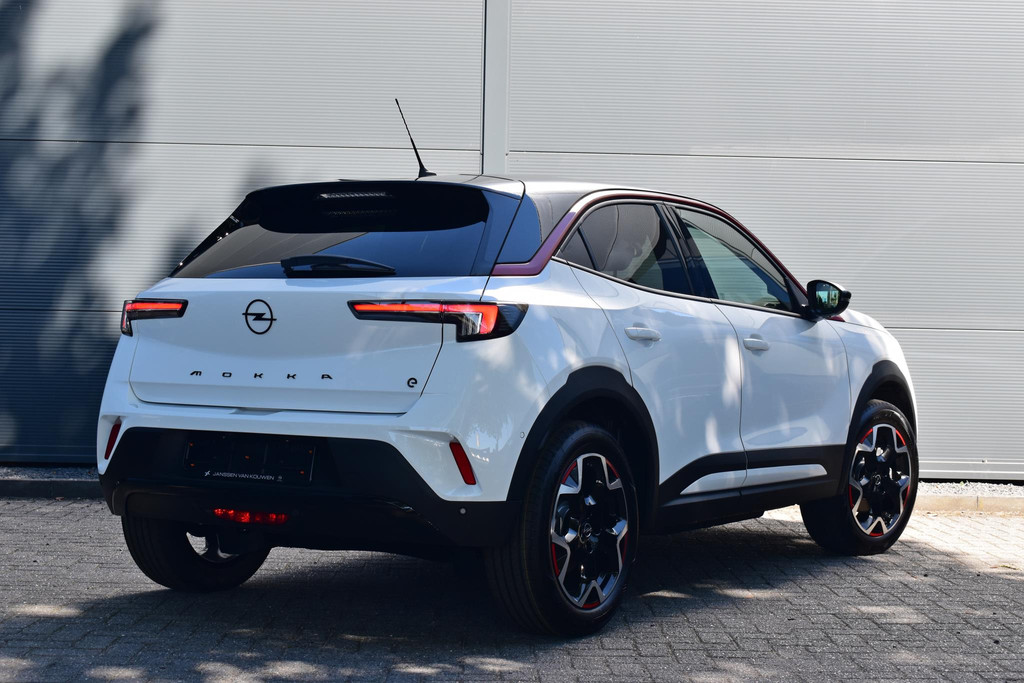Opel Mokka-e (T543JK) met abonnement