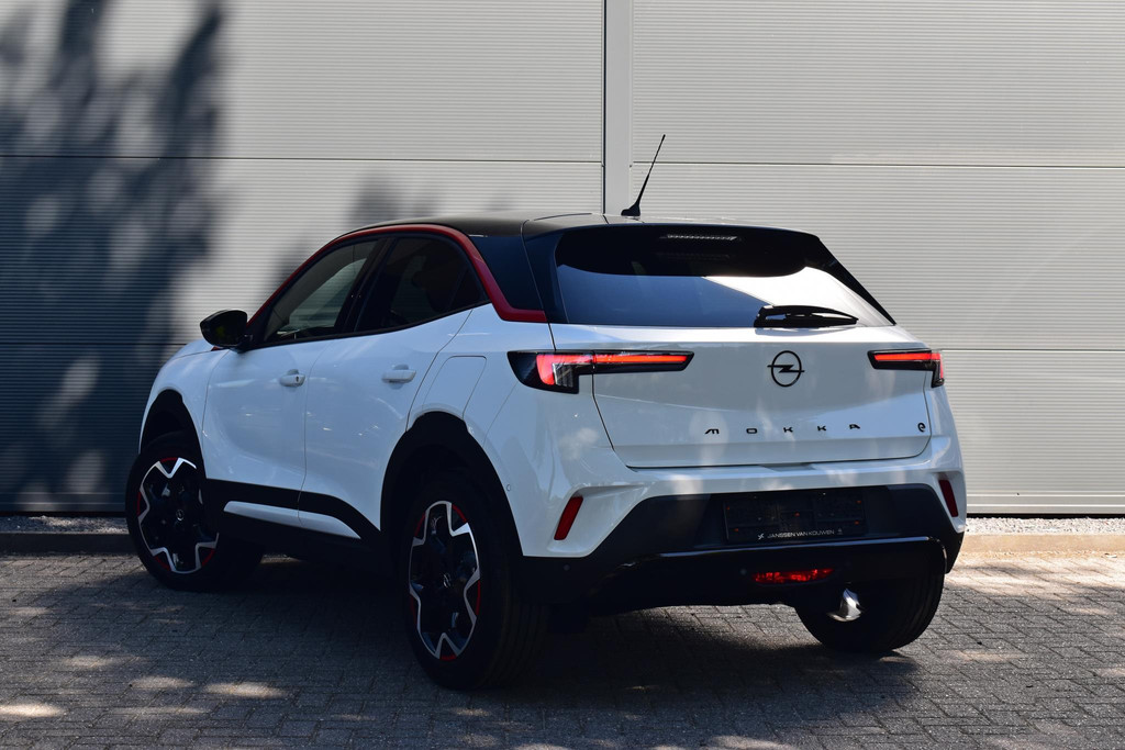 Opel Mokka-e (T543JK) met abonnement
