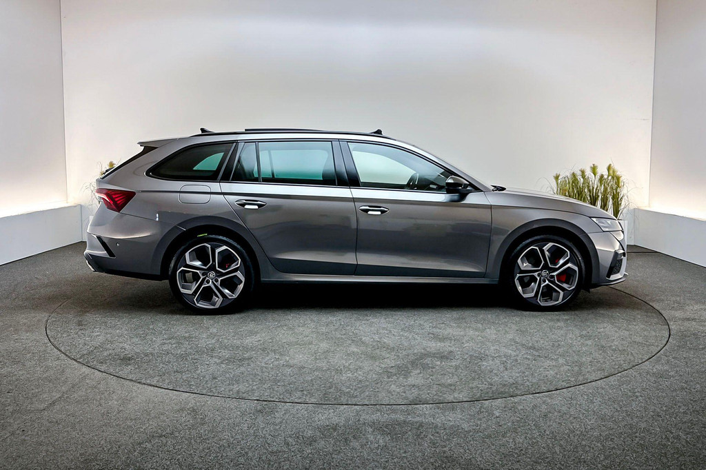 ŠKODA Octavia (KJD04K) met abonnement