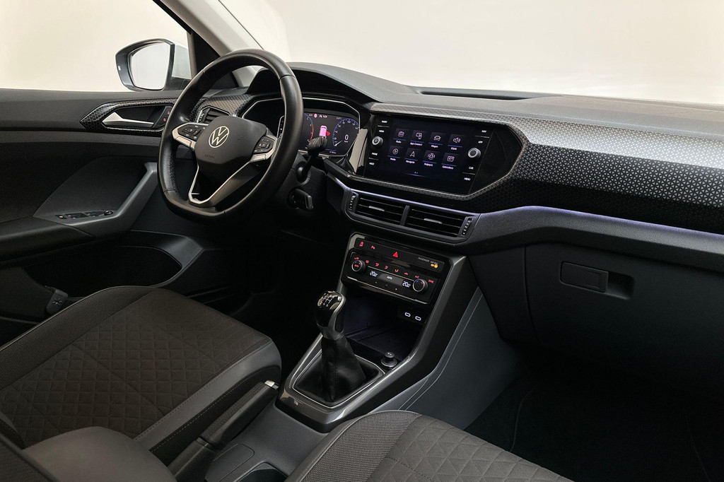Volkswagen T-Cross (L112JF) met abonnement