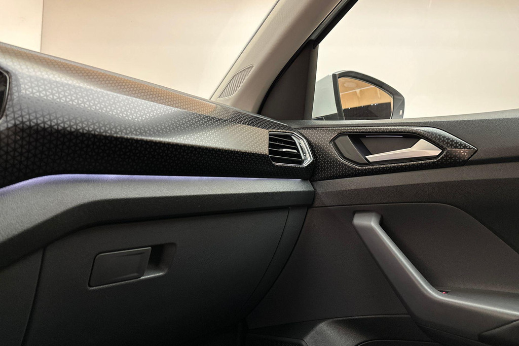 Volkswagen T-Cross (L112JF) met abonnement