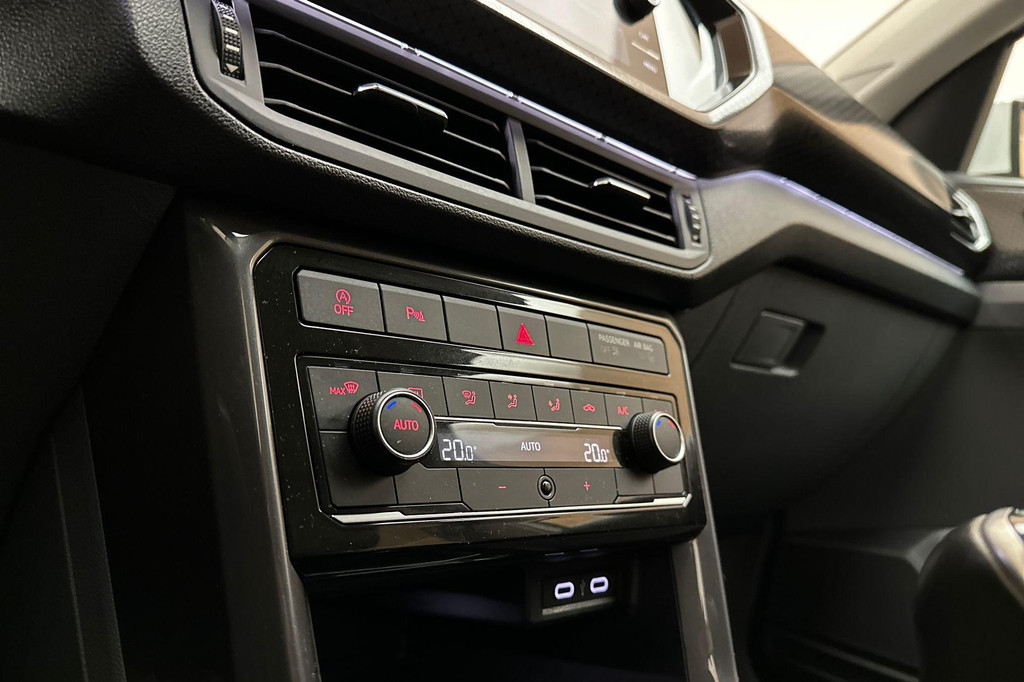 Volkswagen T-Cross (L112JF) met abonnement