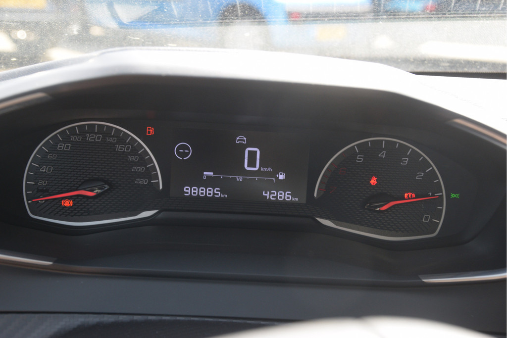 Peugeot 208 (N515FT) met abonnement