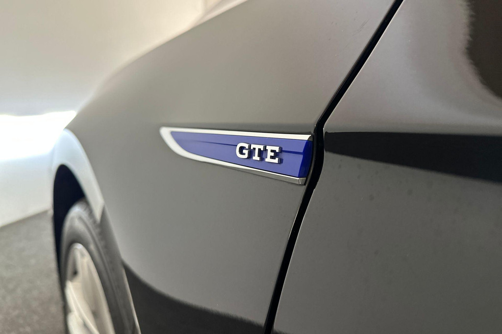 Volkswagen Passat (KJP13N) met abonnement
