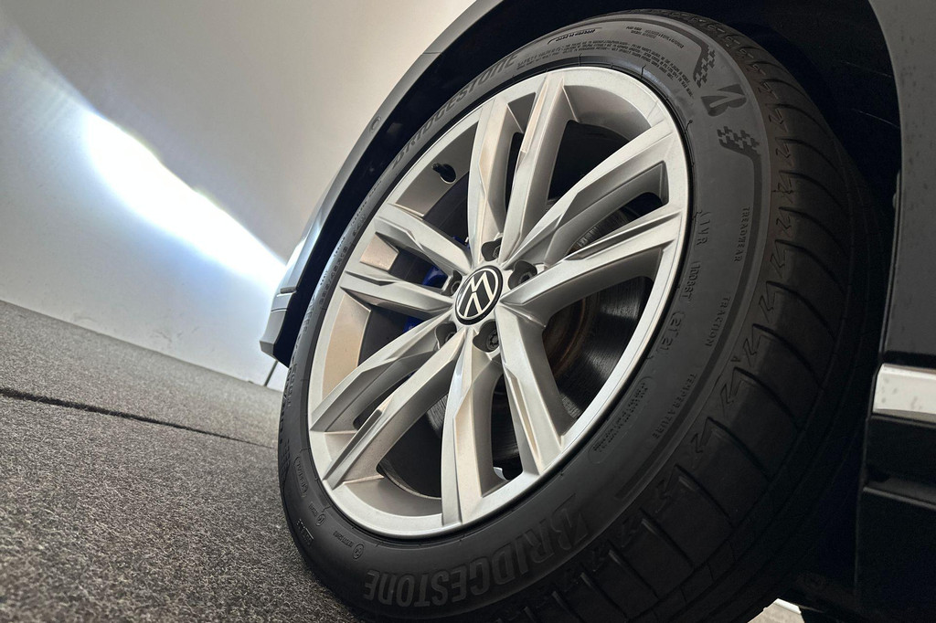 Volkswagen Passat (KJP13N) met abonnement