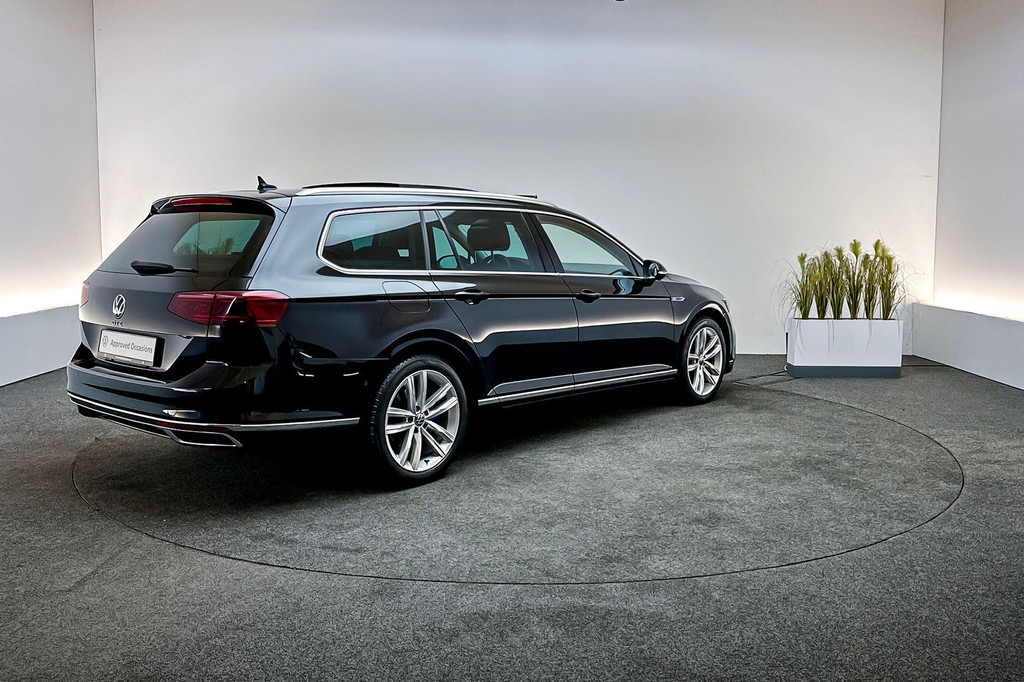Volkswagen Passat (KJP13N) met abonnement