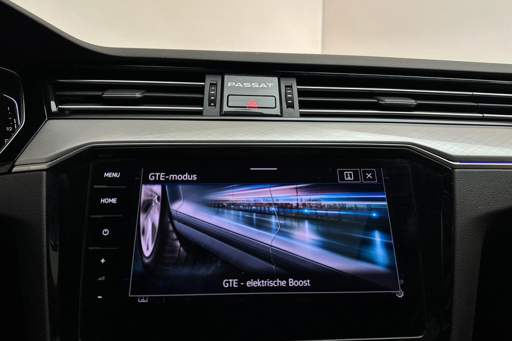 Volkswagen Passat (KJP13N) met abonnement