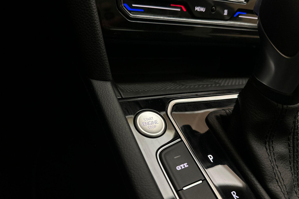 Volkswagen Passat (KJP13N) met abonnement