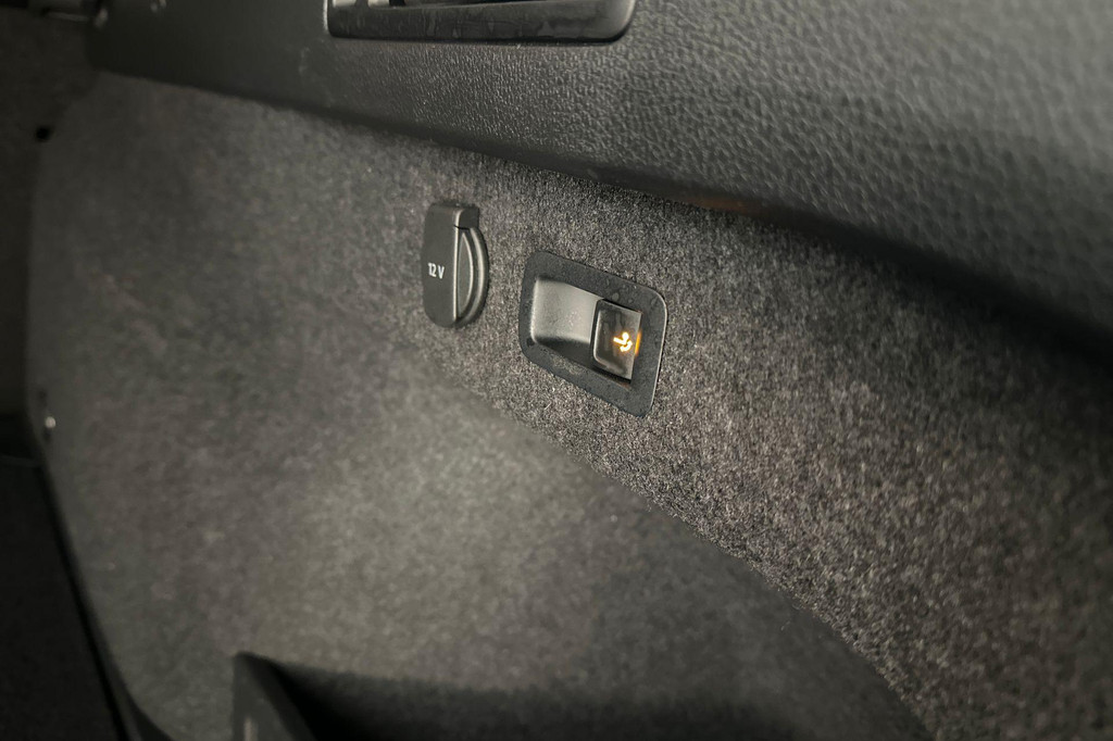 Volkswagen Passat (KJP13N) met abonnement