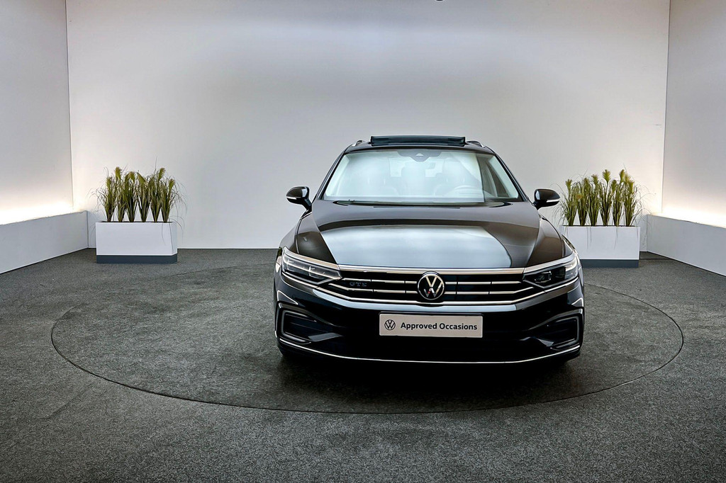 Volkswagen Passat (KJP13N) met abonnement