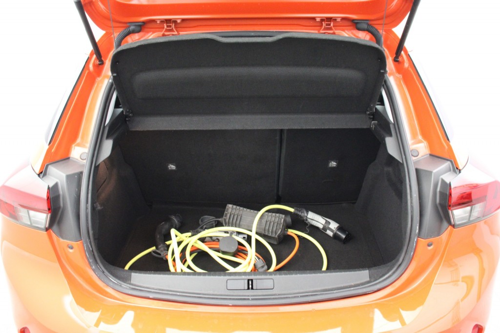 Opel CORSA-E (L765BR) met abonnement