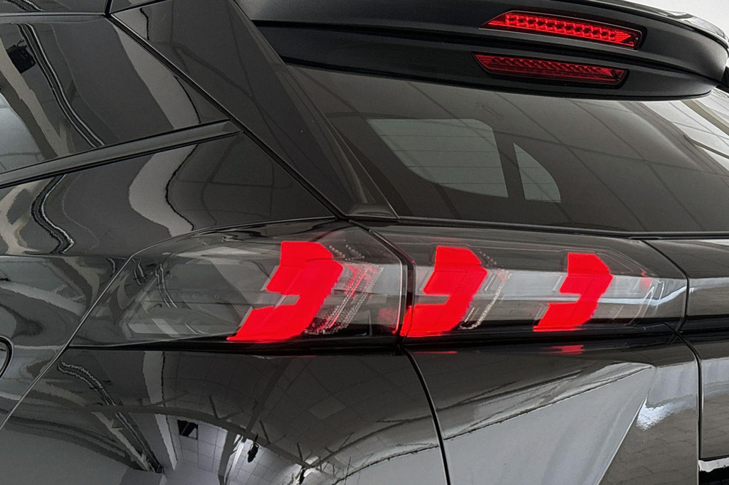 Peugeot 2008 (L060BG) met abonnement