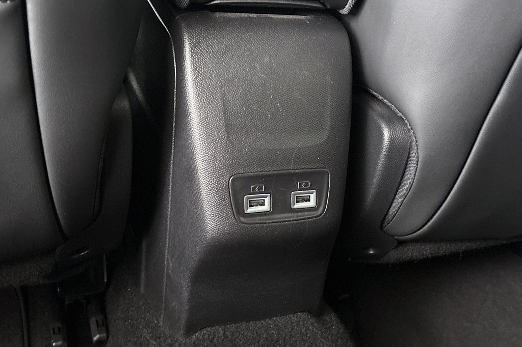 Peugeot 2008 (L060BG) met abonnement