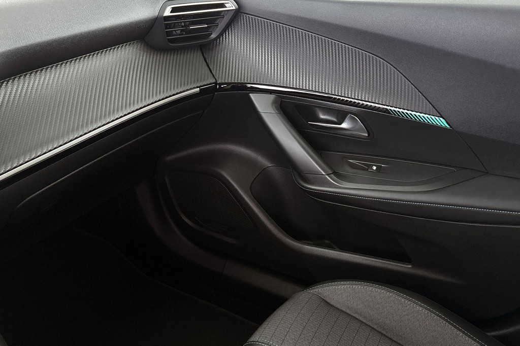 Peugeot 2008 (L060BG) met abonnement