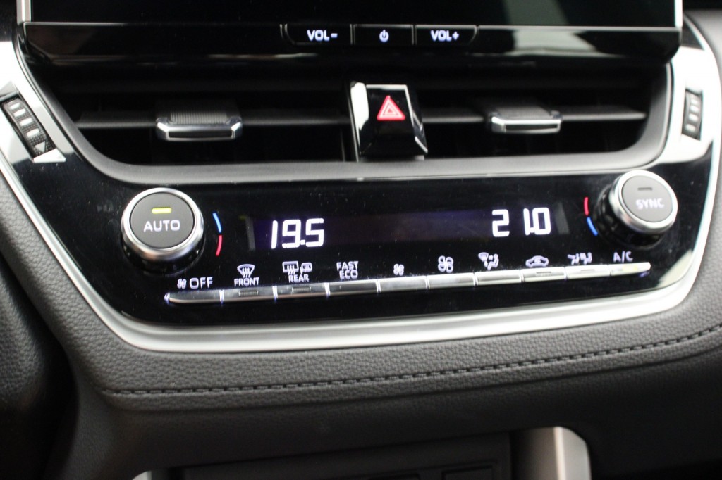 Toyota Corolla (S323KG) met abonnement