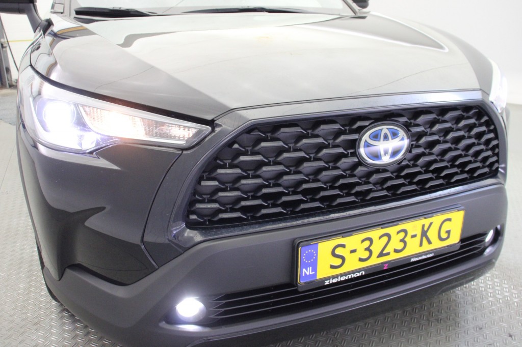 Toyota Corolla (S323KG) met abonnement