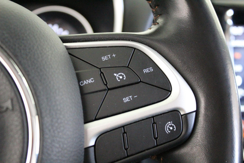 Jeep Compass (J956ZD) met abonnement