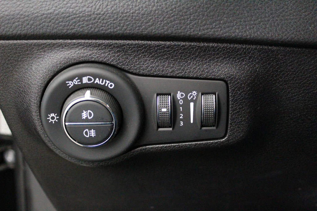 Jeep Compass (J956ZD) met abonnement
