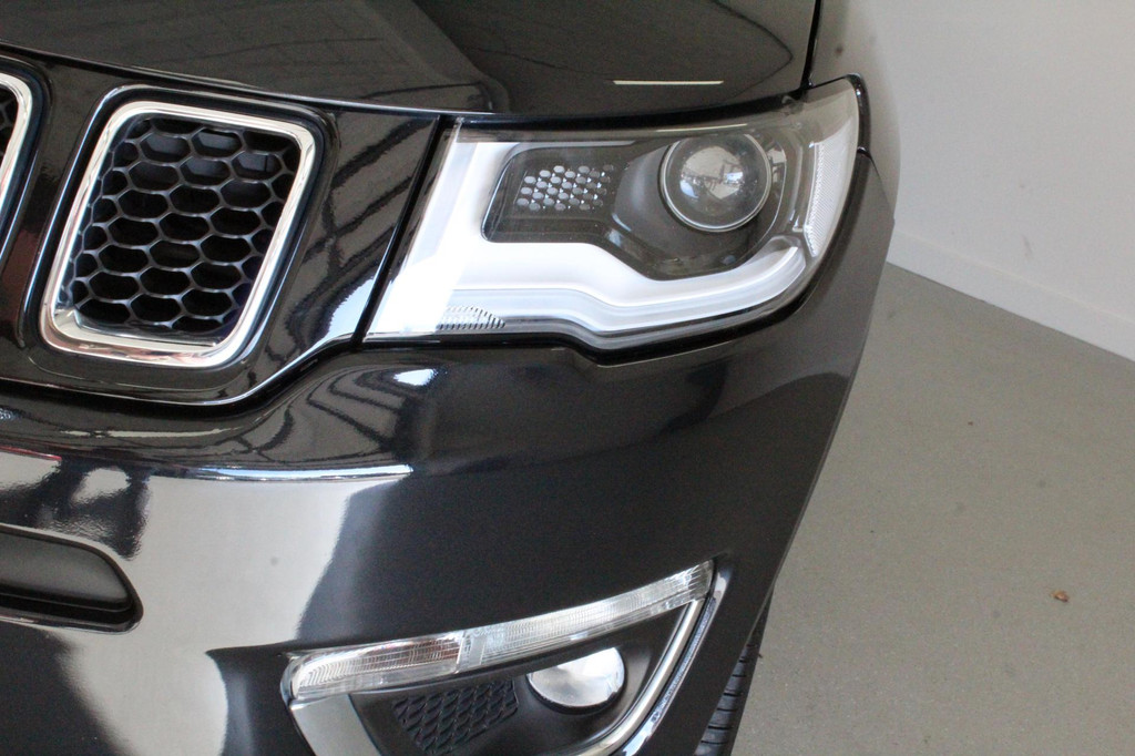 Jeep Compass (J956ZD) met abonnement