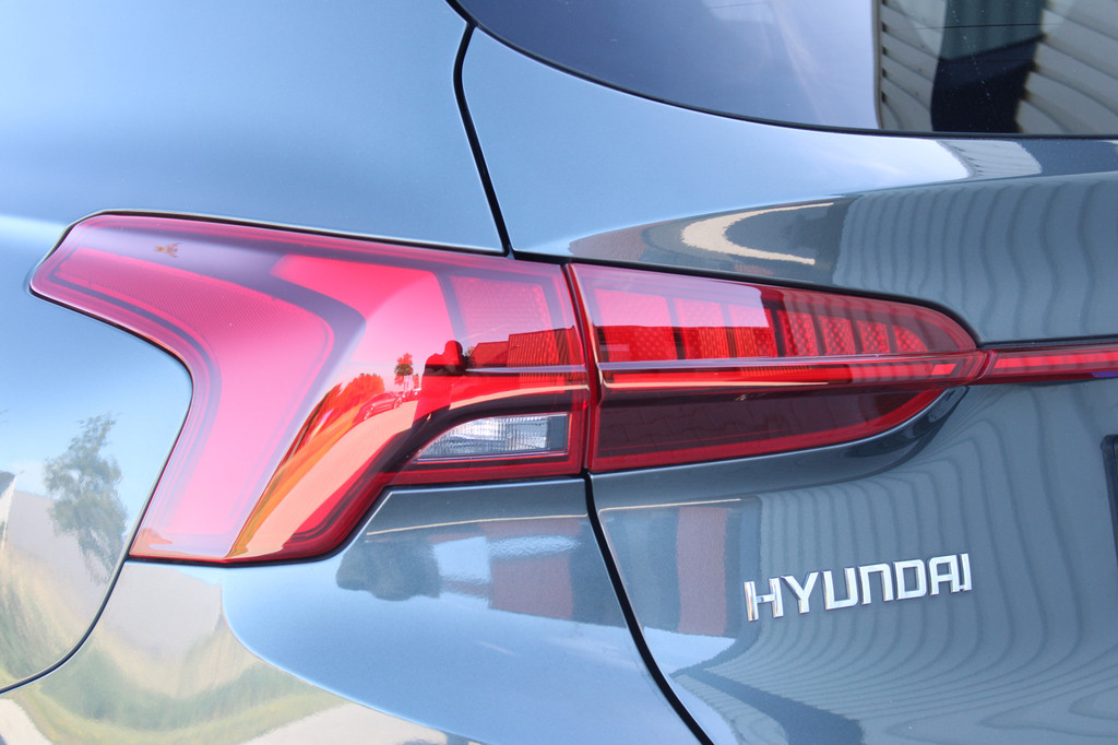 Hyundai Santa Fe (P829KH) met abonnement