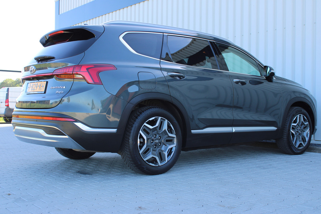Hyundai Santa Fe (P829KH) met abonnement
