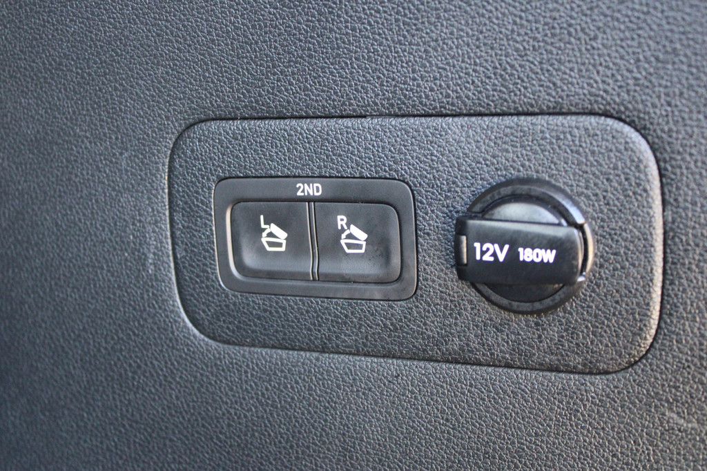 Hyundai Santa Fe (P829KH) met abonnement