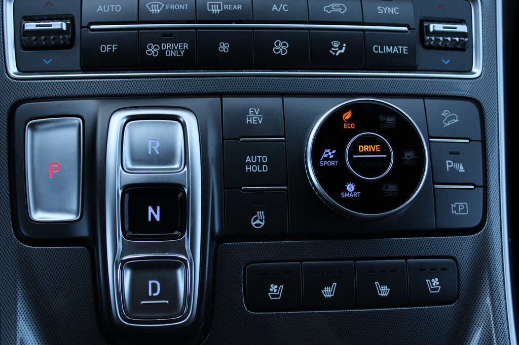 Hyundai Santa Fe (P829KH) met abonnement