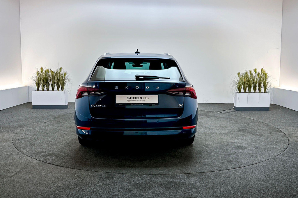 ŠKODA Octavia (KJL22B) met abonnement