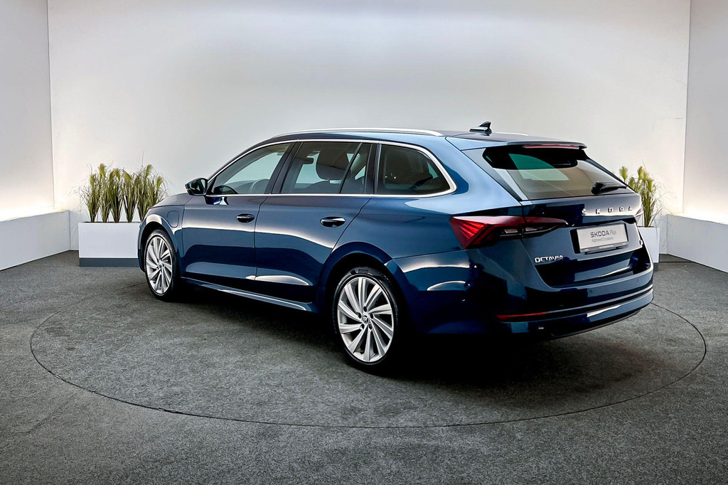 ŠKODA Octavia (KJL22B) met abonnement