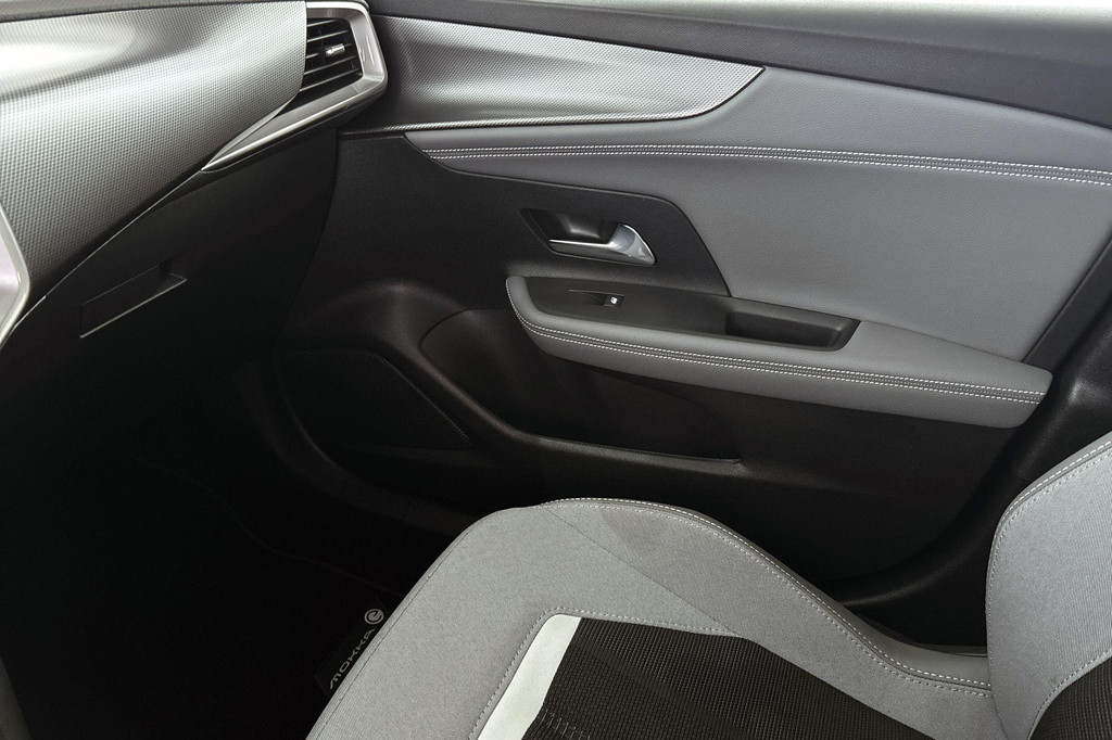 Opel Mokka-e (KHZ52Z) met abonnement