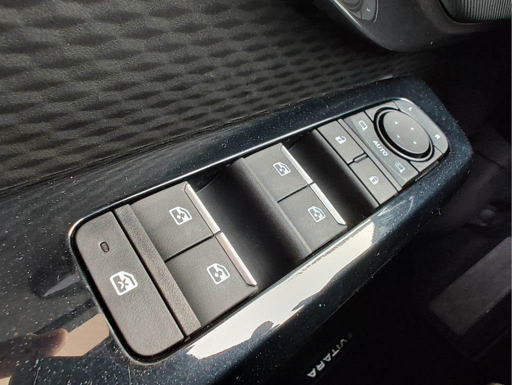 Suzuki Vitara (KDV85P) met abonnement