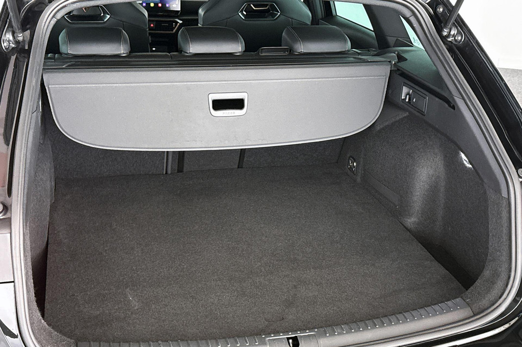 CUPRA Leon Sportstourer (KJL30D) met abonnement