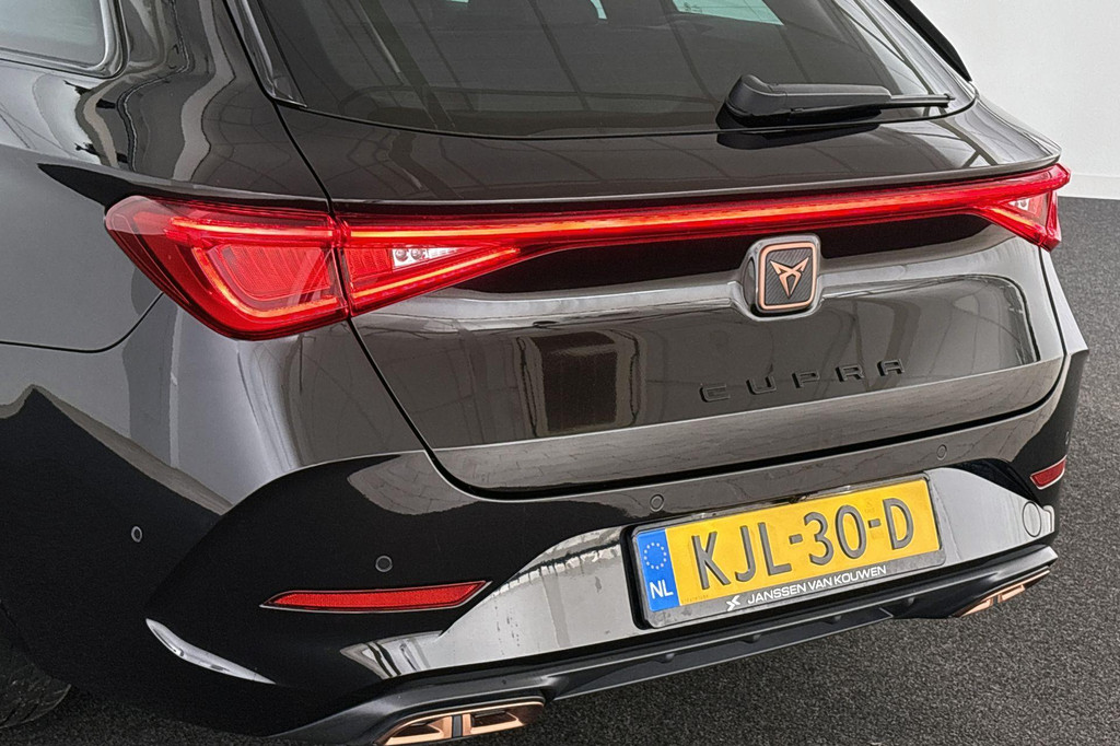 CUPRA Leon Sportstourer (KJL30D) met abonnement