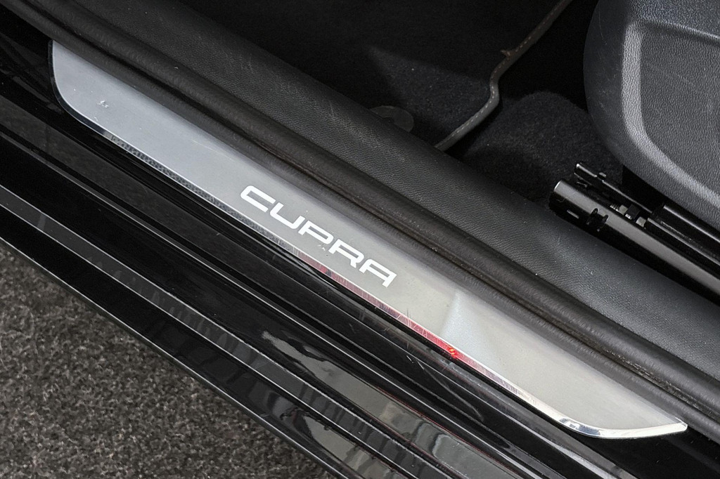 CUPRA Leon Sportstourer (KJL30D) met abonnement