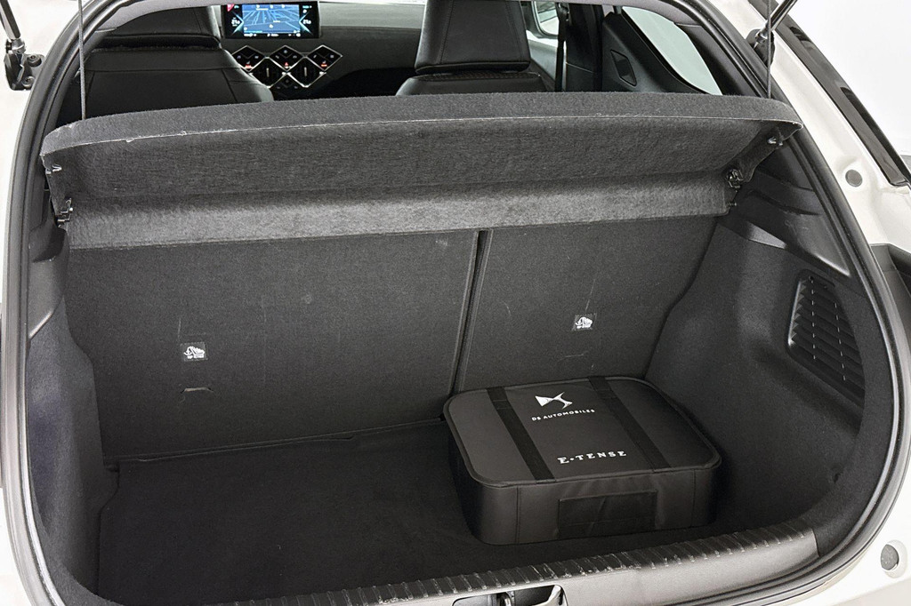 DS DS 3 (KJT44G) met abonnement