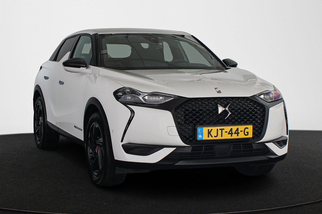 DS DS 3 (KJT44G) met abonnement