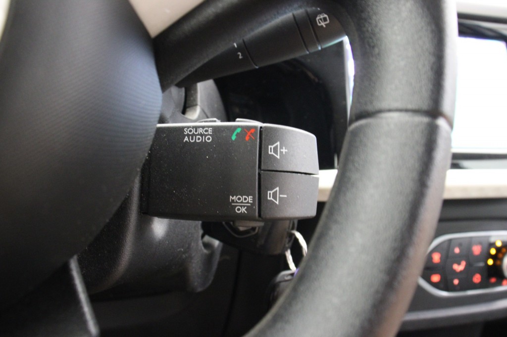 Renault Twingo (S340BT) met abonnement