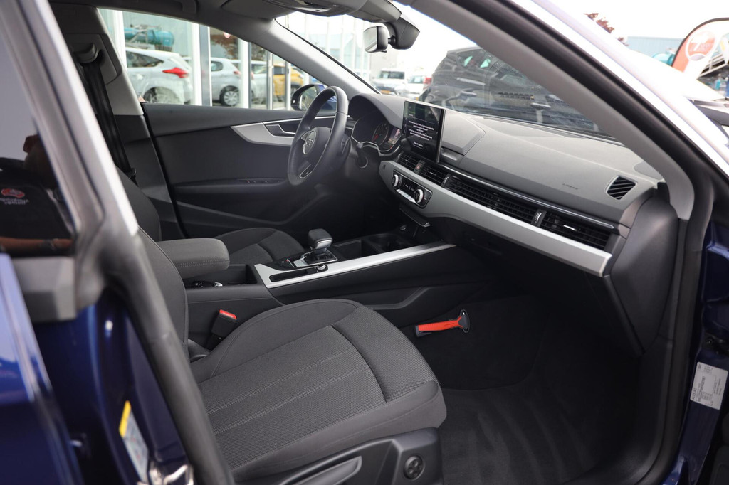 Audi A5 (R589ZF) met abonnement