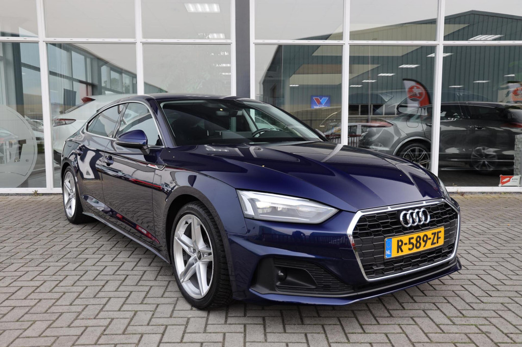 Audi A5 (R589ZF) met abonnement