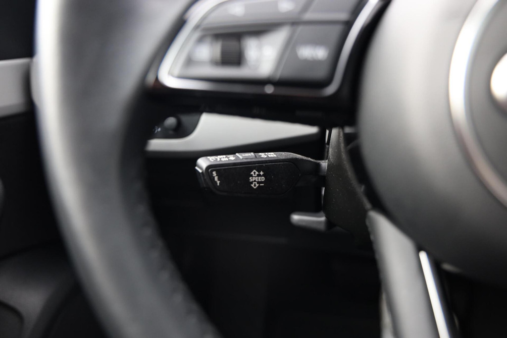 Audi A5 (R589ZF) met abonnement