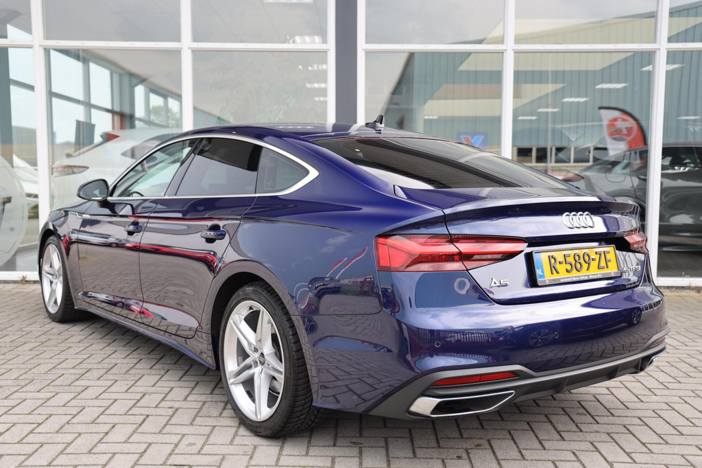 Audi A5 (R589ZF) met abonnement