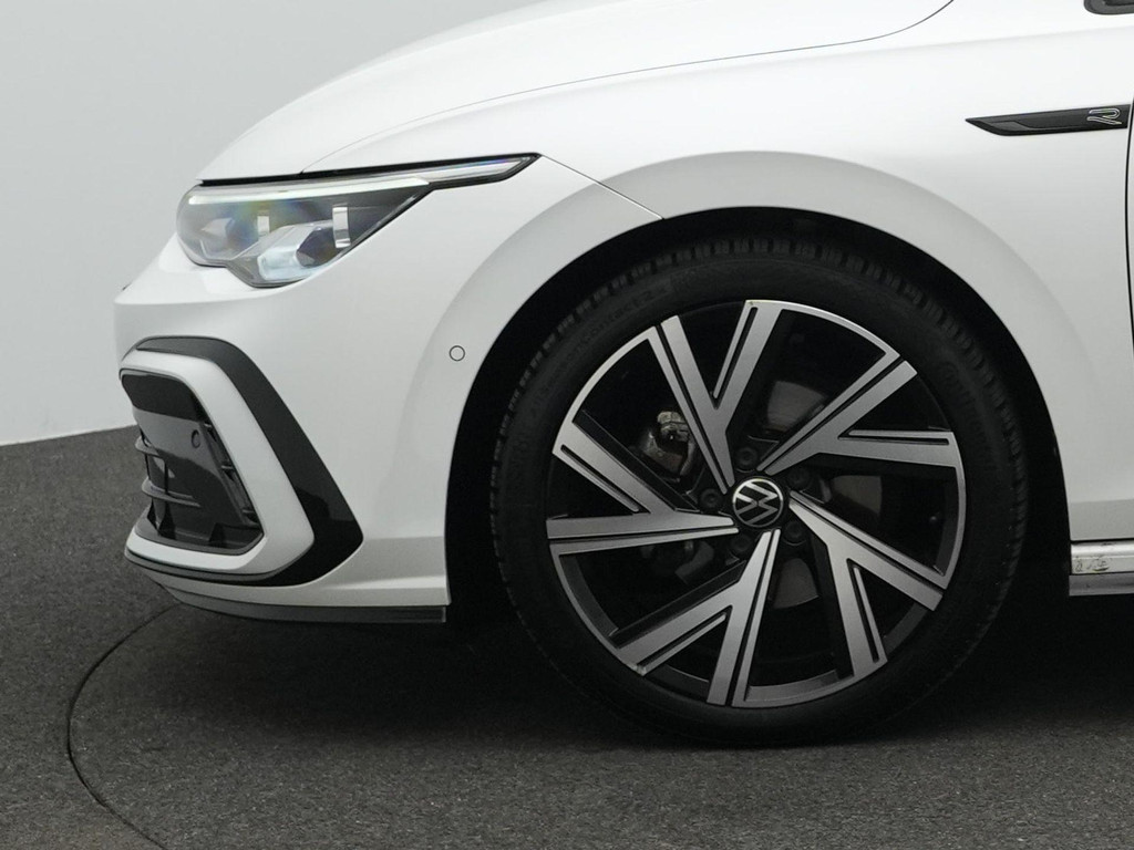 Volkswagen Golf (X521ZS) met abonnement
