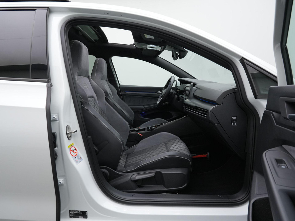 Volkswagen Golf (X521ZS) met abonnement