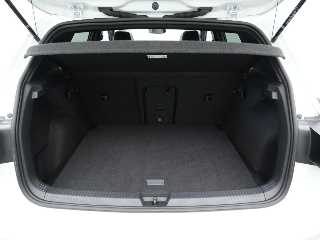 Volkswagen Golf (X521ZS) met abonnement