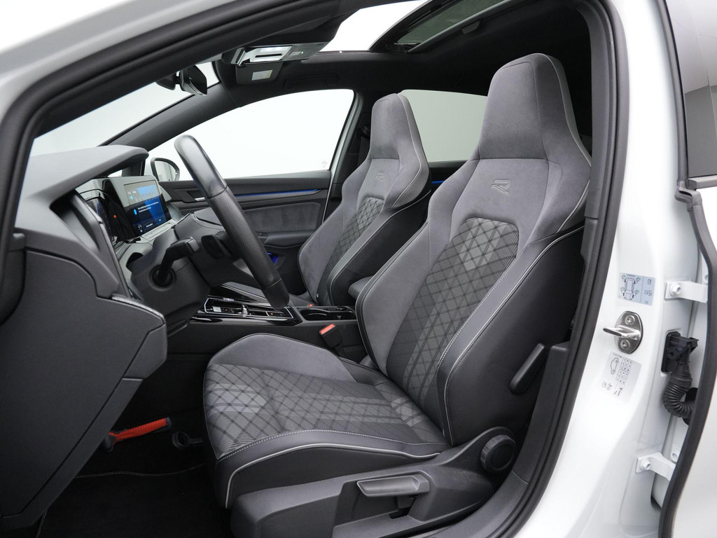 Volkswagen Golf (X521ZS) met abonnement