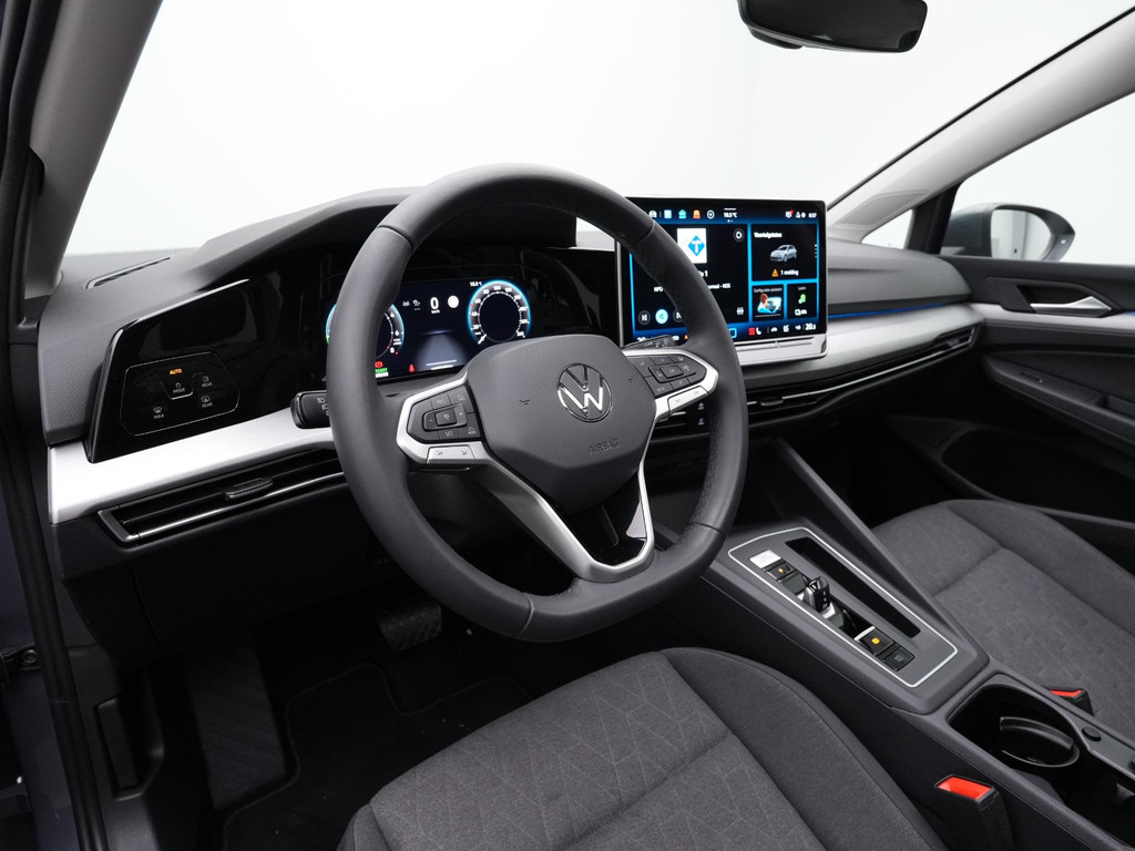 Volkswagen Golf (HTL31J) met abonnement